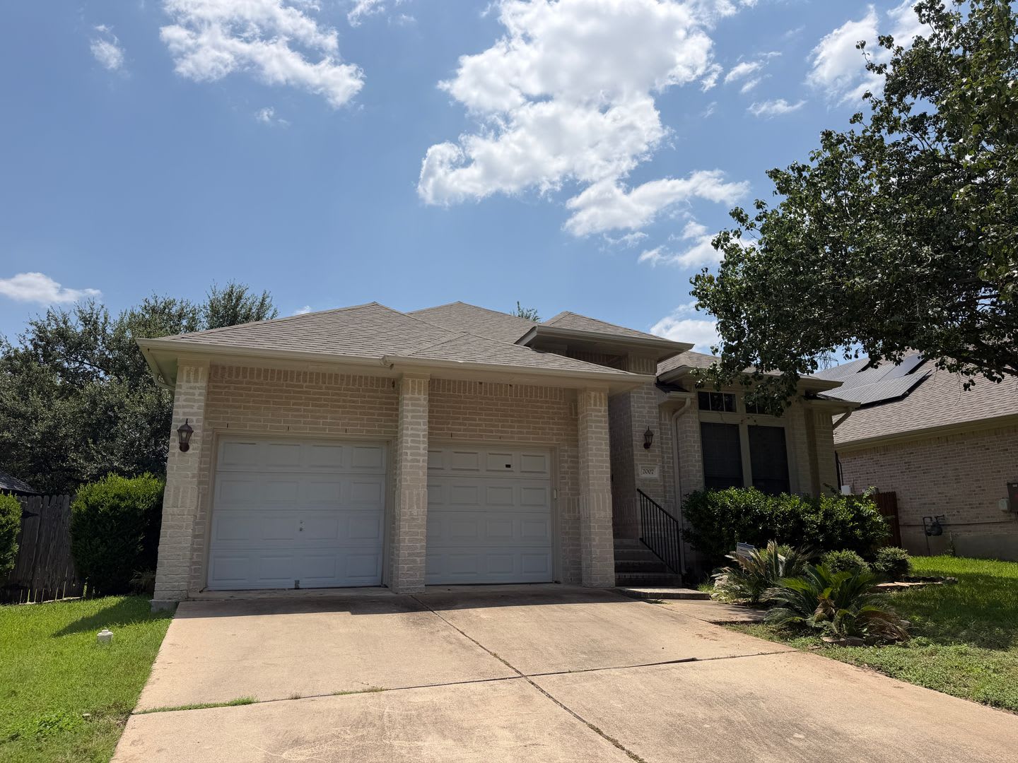 Beautiful 3/2 in Scofield Farms – photo 1