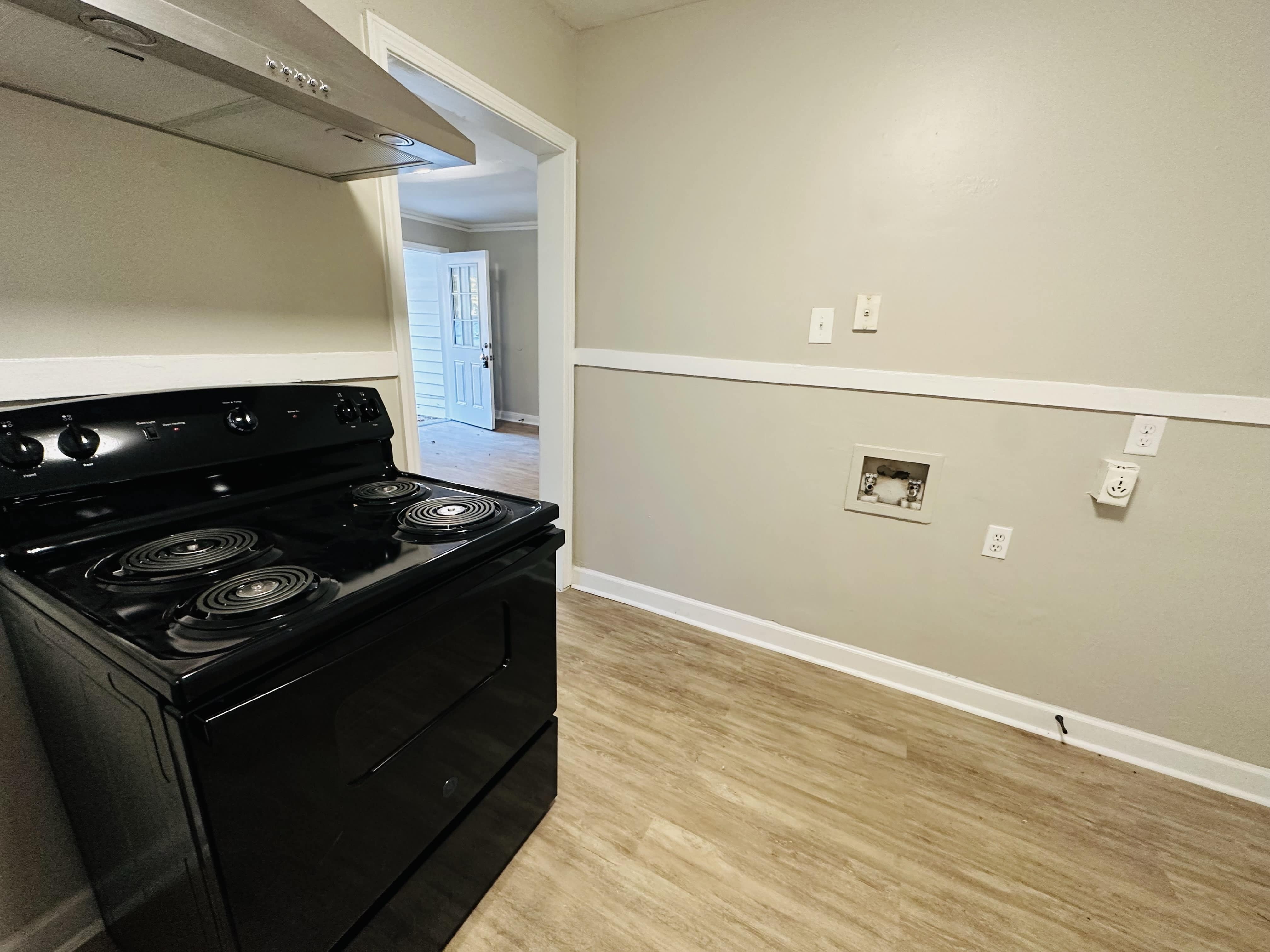 1074 E Walthal Cir – photo 3