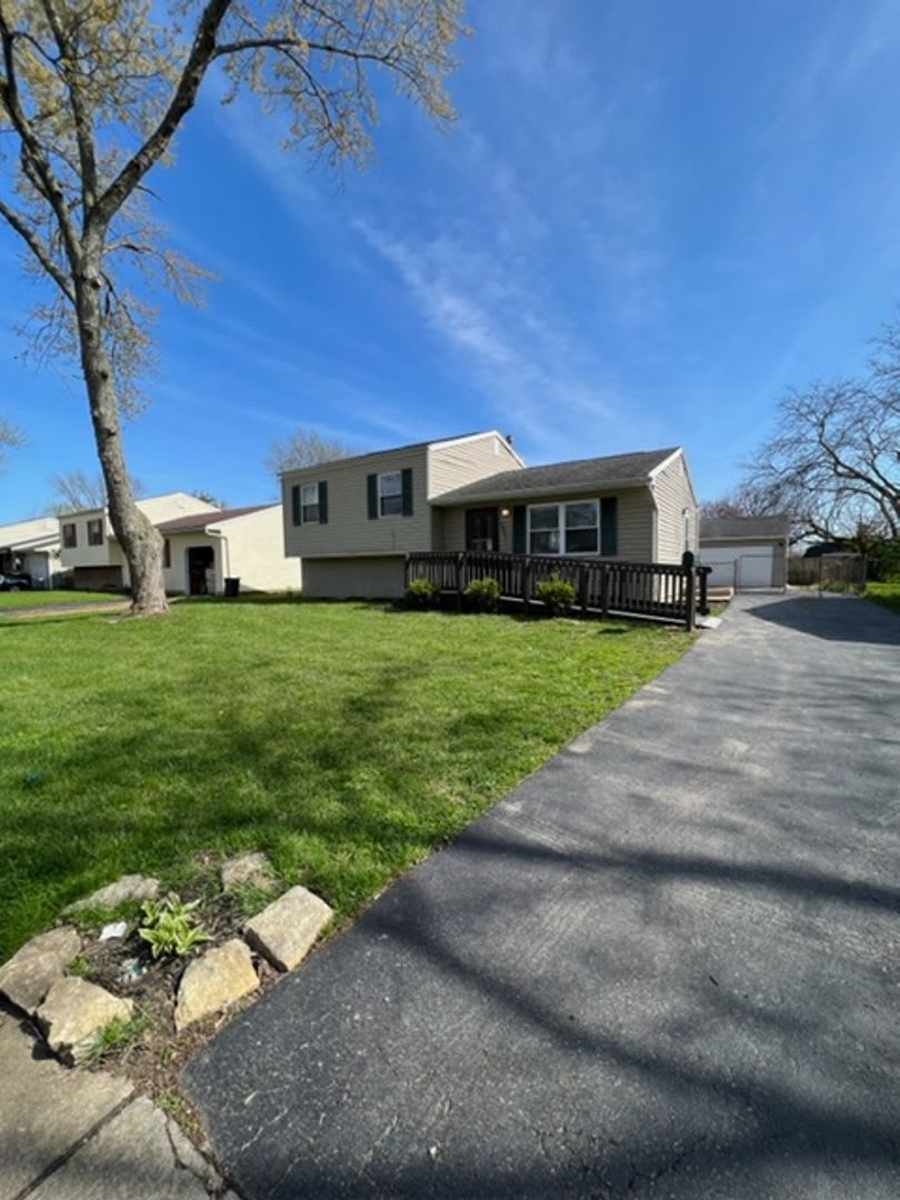 Updated 3 Bedroom 1 Bathroom Home with Garage – photo 1