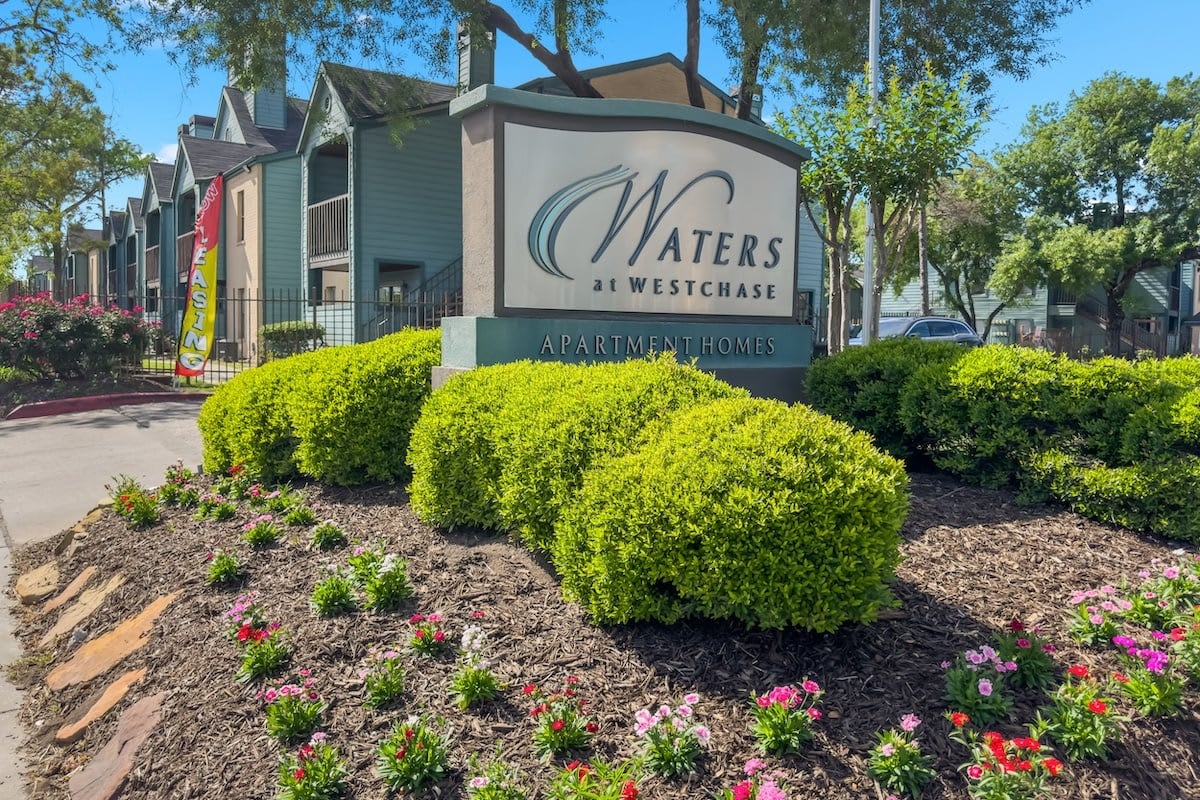 Waters at Westchase – photo 1