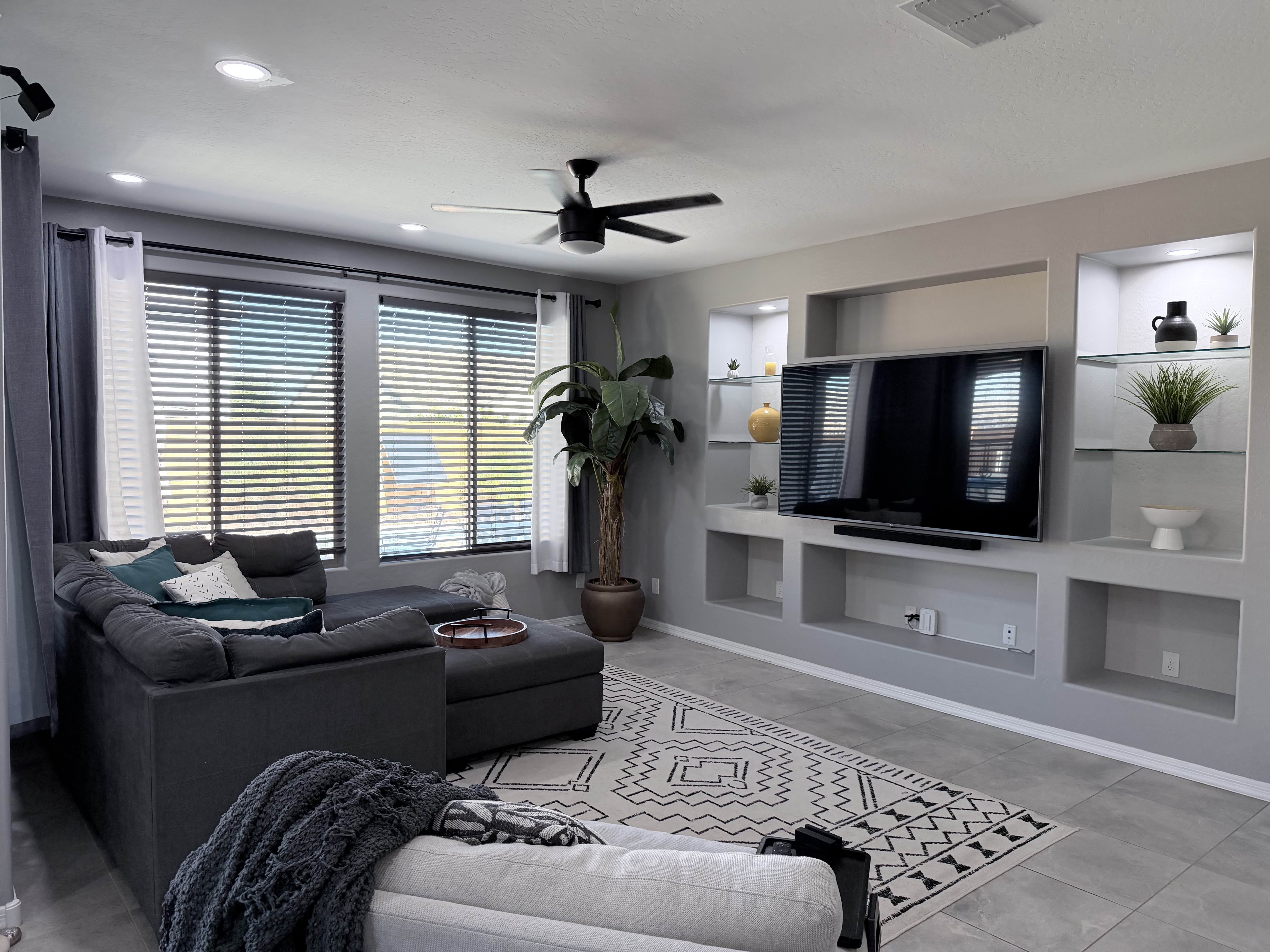 26028 W Matthew Dr – photo 2