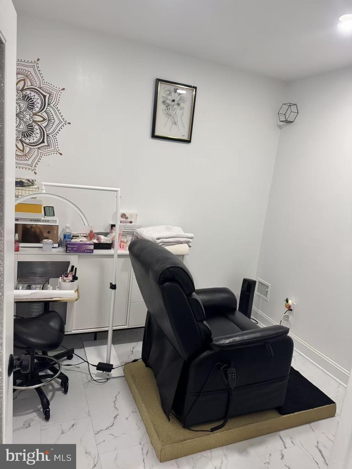 226 MOORE Street – photo 5