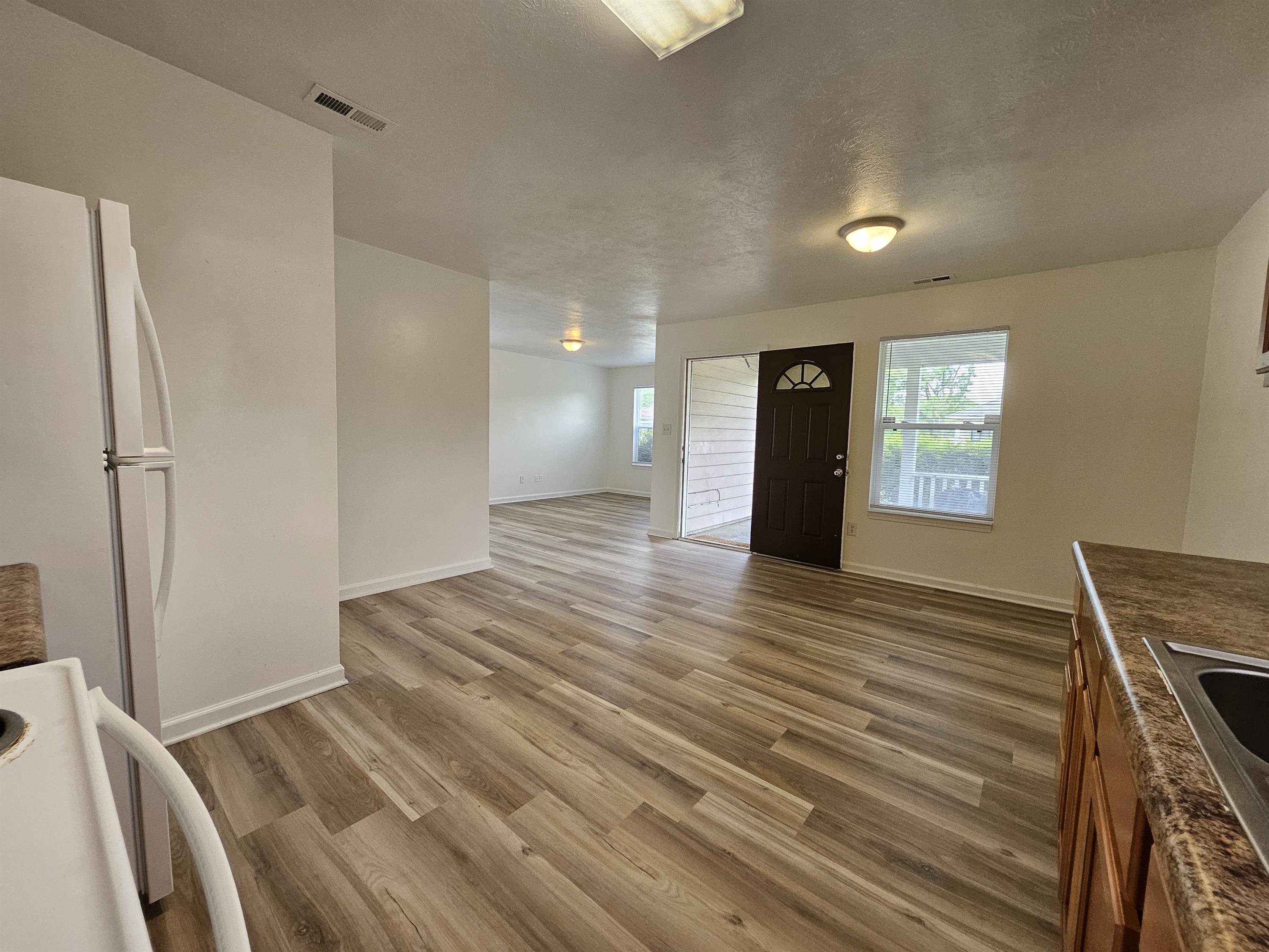 2341 Wheeler Street – photo 4