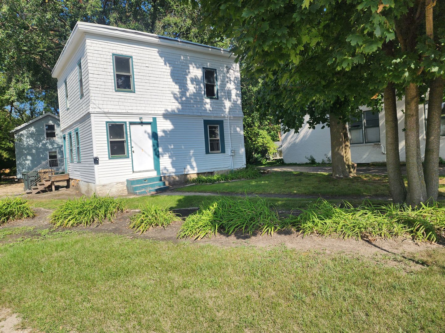 Available Sept 15Th 4 Bedroom 1 Bath Two Story Newly Renovated Home In Desirable Williamson St Neighborhood – photo 2
