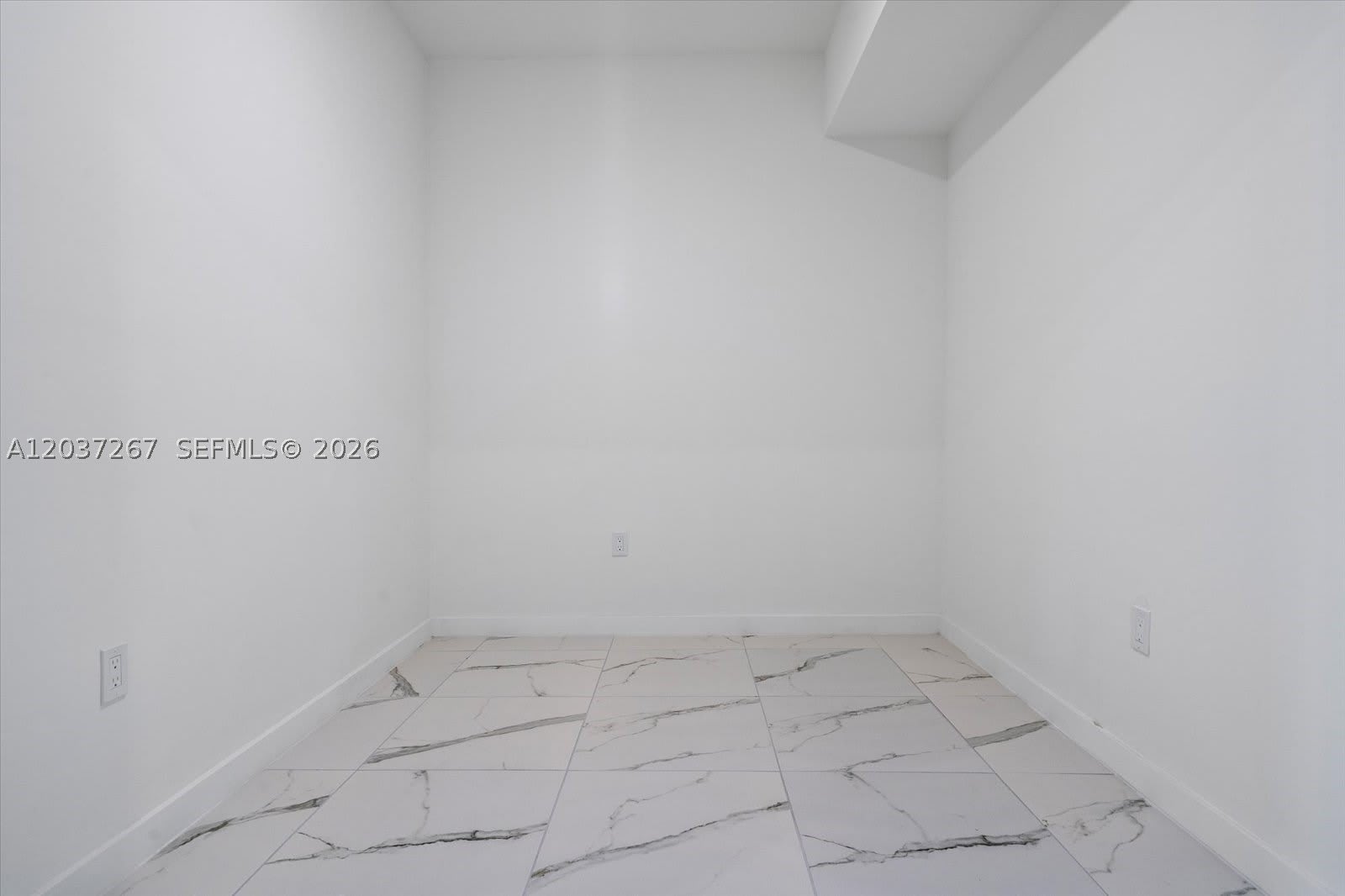 420 Sw 7Th Ave – photo 5