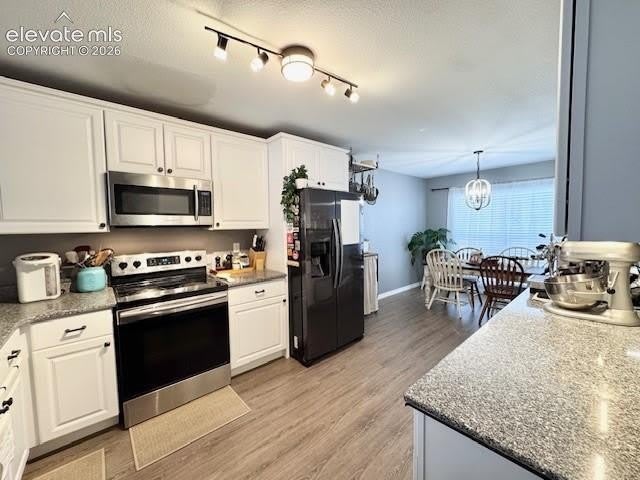 8255 Silver Glen Drive – photo 3