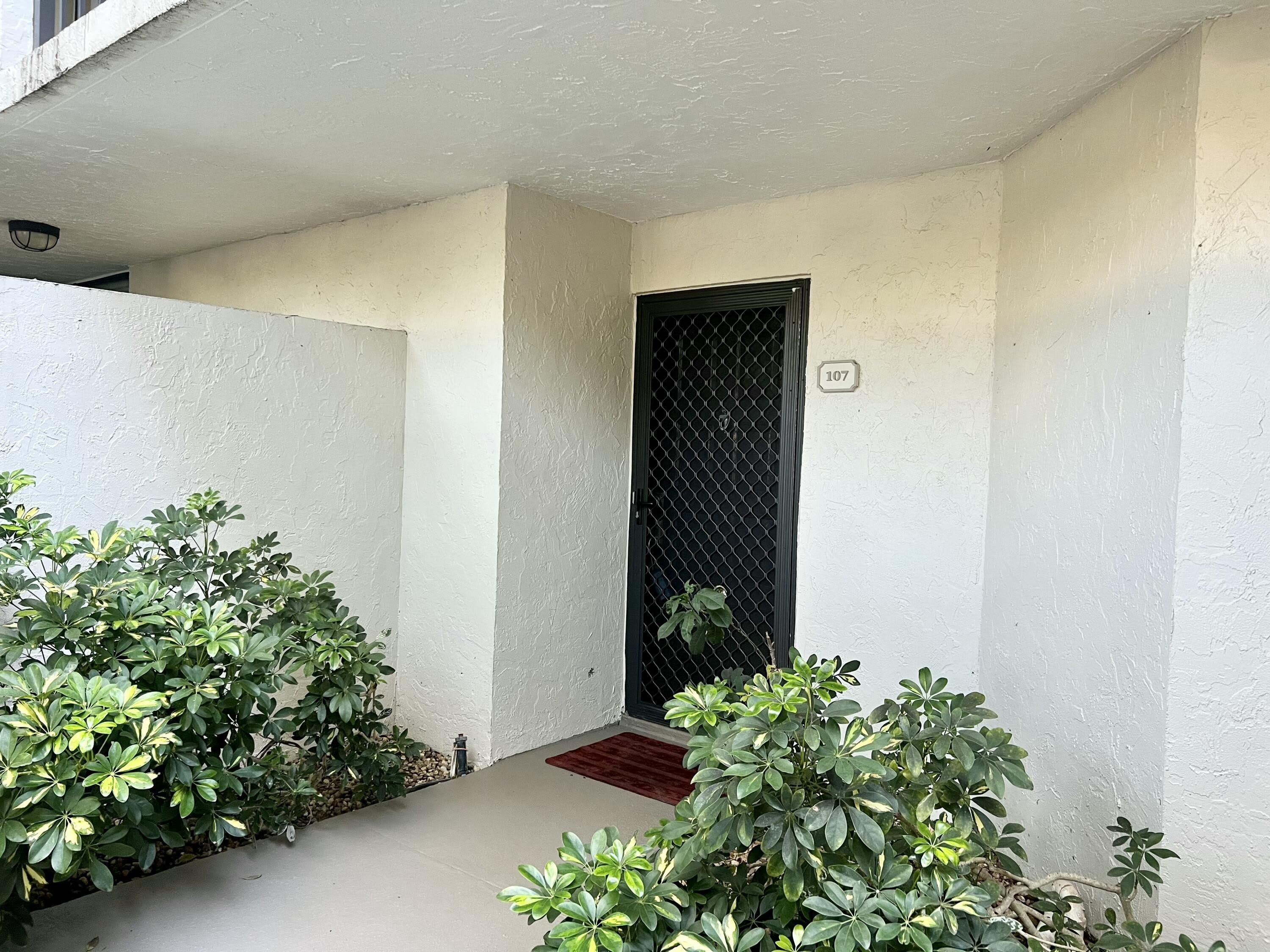 2025 Lavers Circle – photo 2