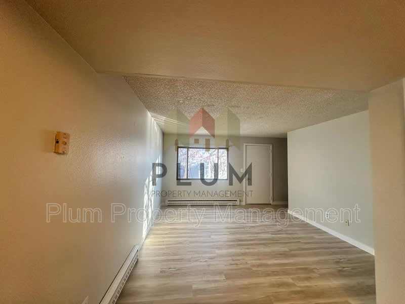 809 Bulwer Street – photo 2