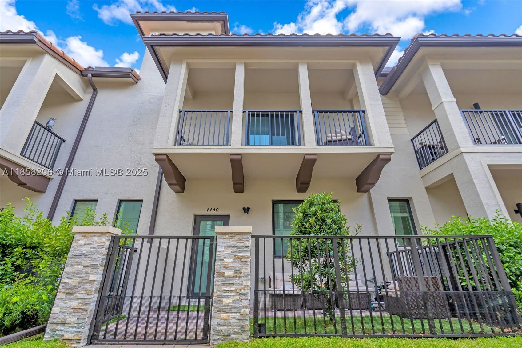 4450 NW 83rd Pkwy – photo 1