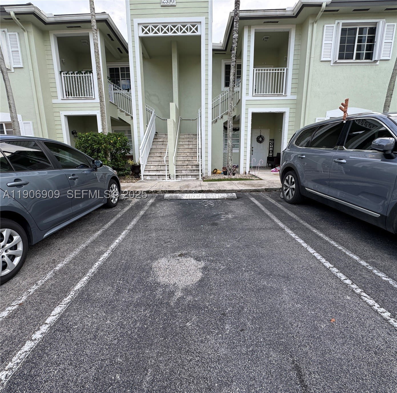 2590 NE 3rd Dr – photo 5