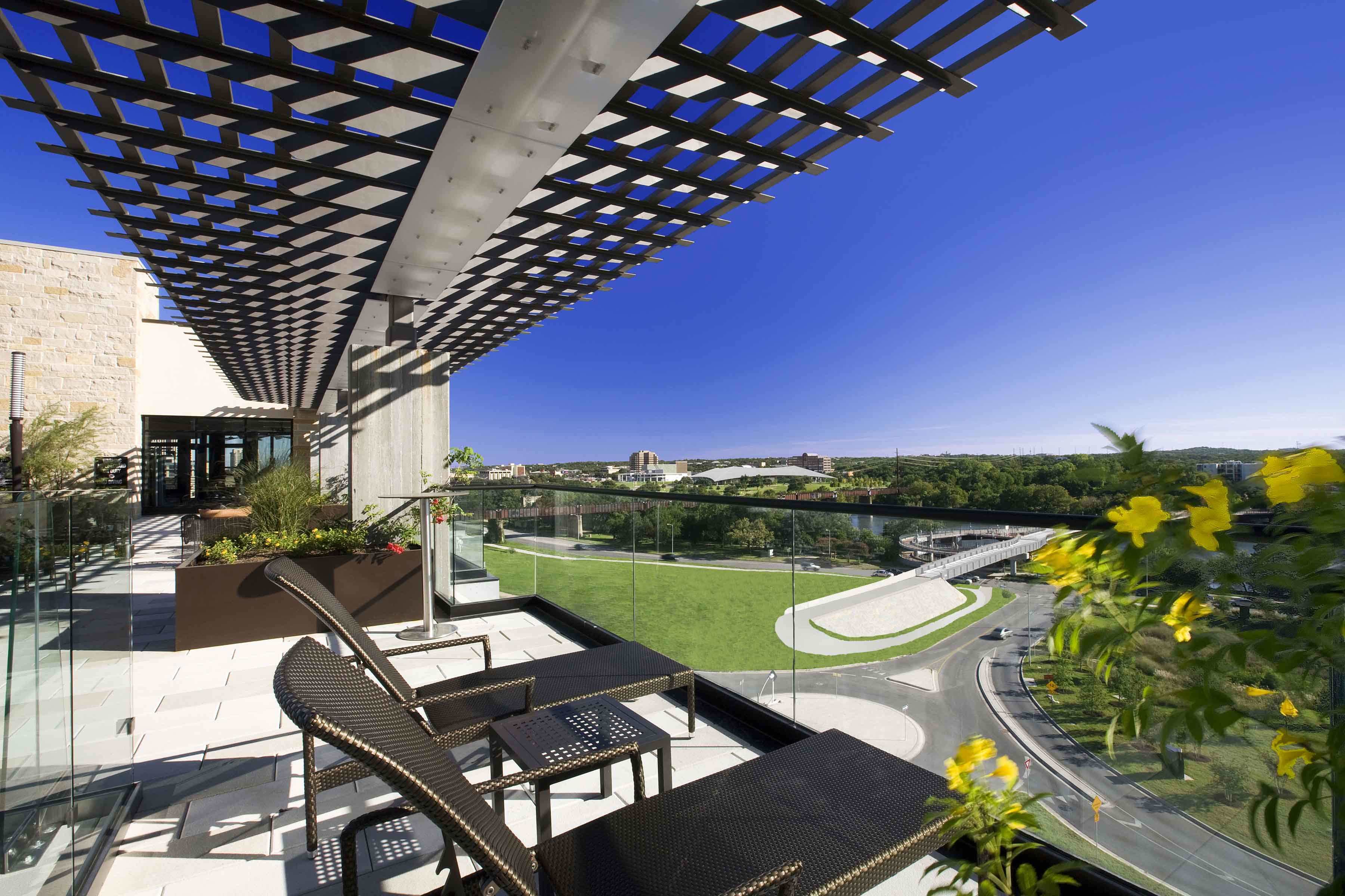 Gables Park Plaza – photo 2