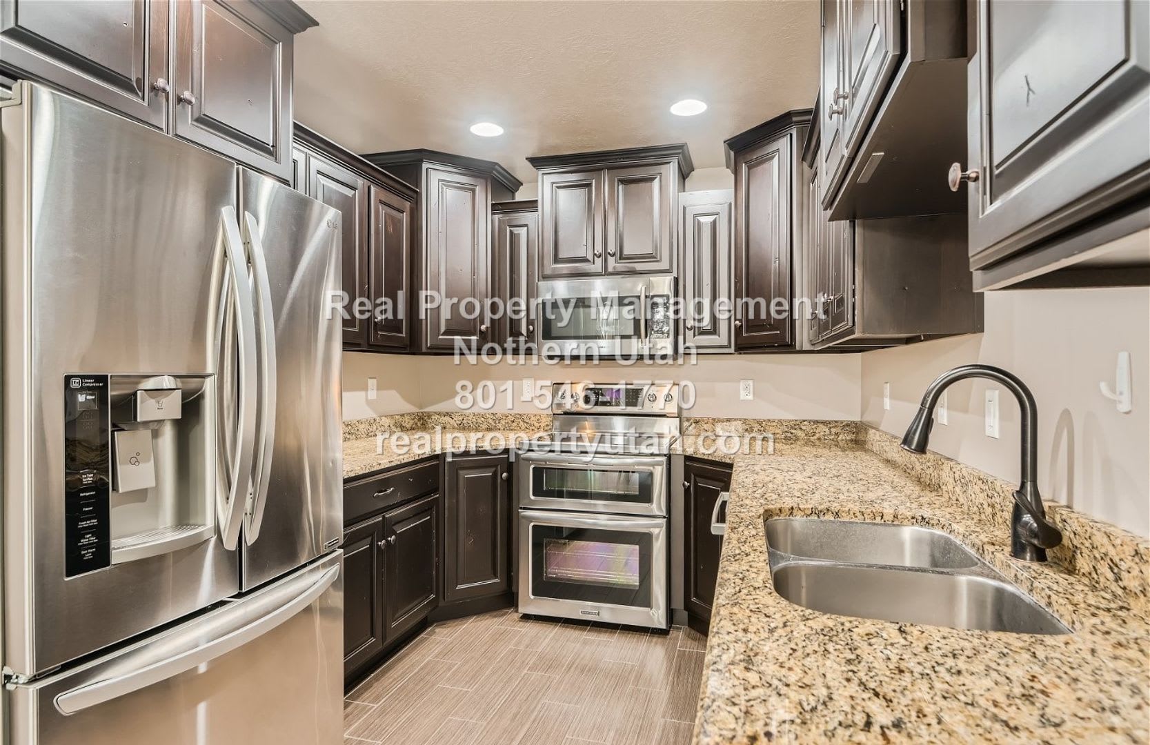Charming 3 Bedroom Home In Layton – photo 3