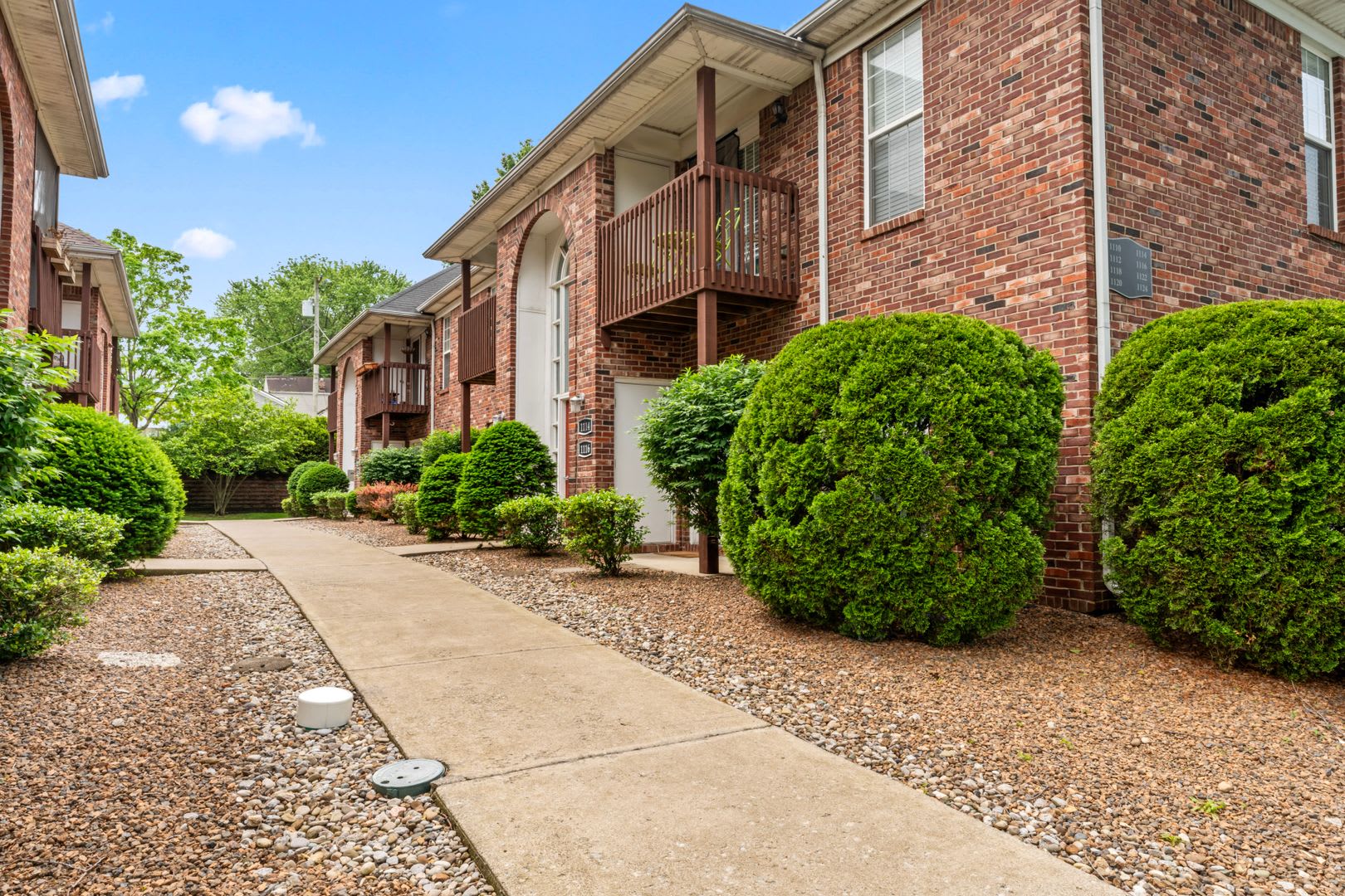 Beautiful Two Bedroom, Two Bathroom Condo – photo 1