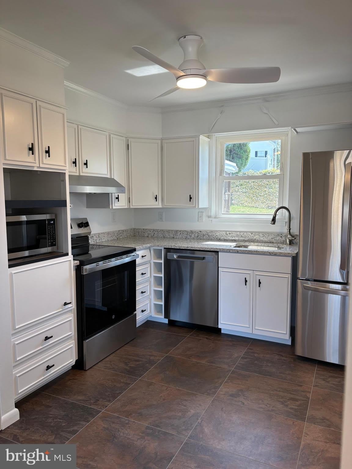 2620 RALEIGH Drive – photo 5