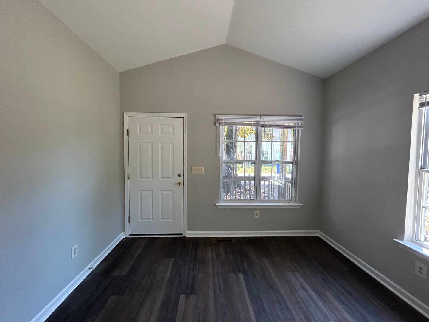 Cute 3 Bedroom 2 Bath Near Historic Downtown Wilmington Wha Approved – photo 4