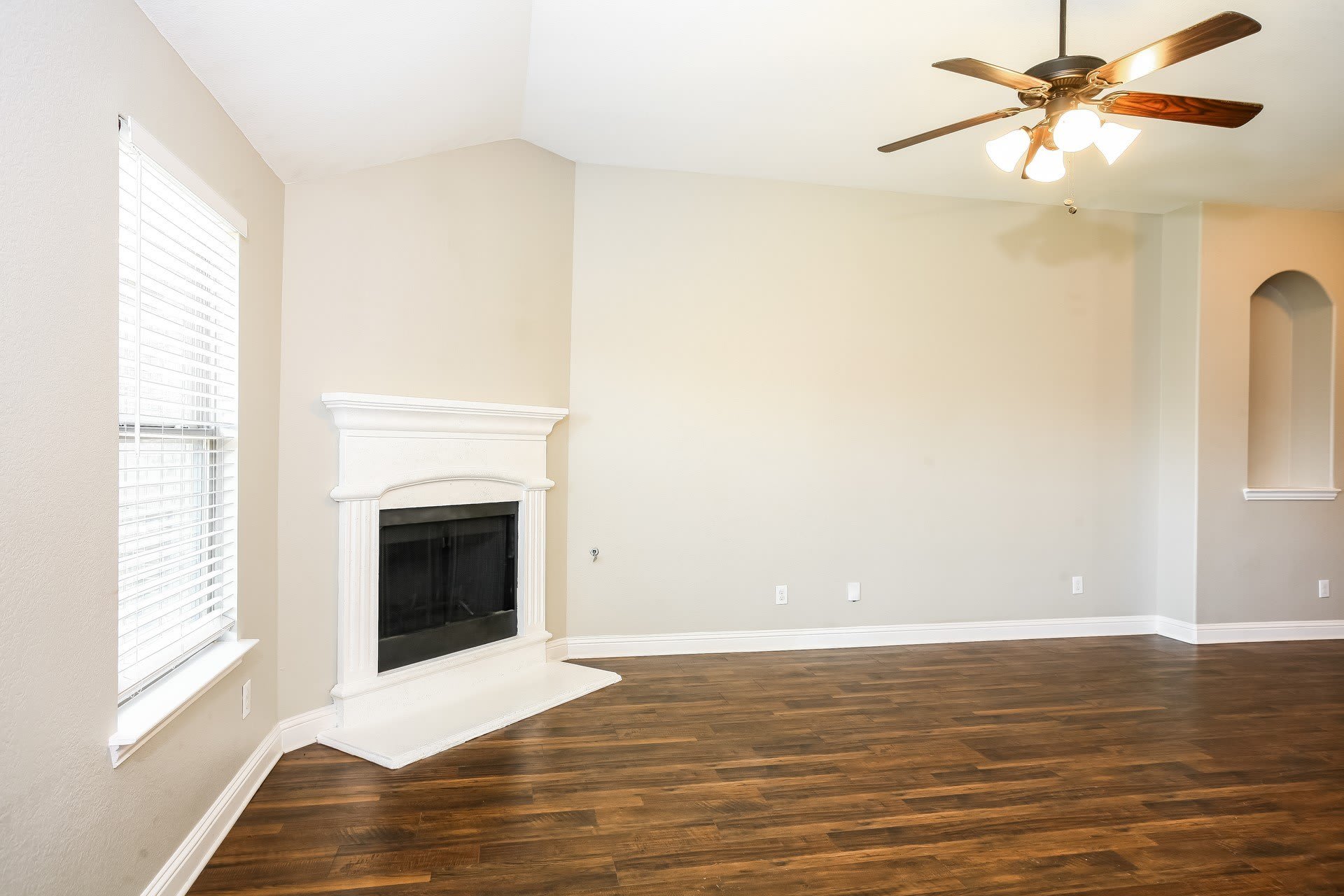 1108 Colonial Drive – photo 4