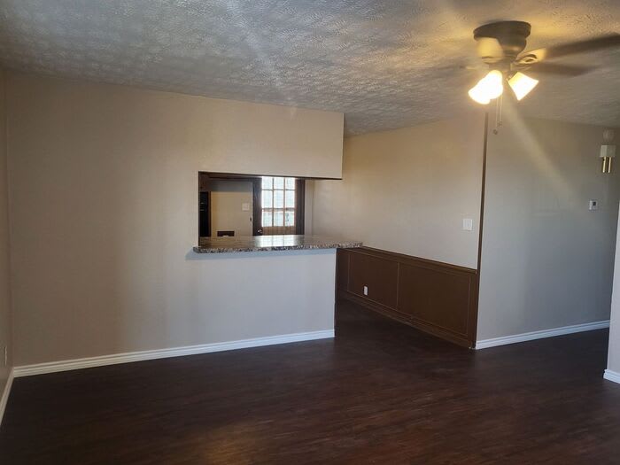 324 West Young Street – photo 5