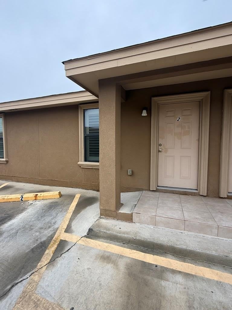 1520 Eidson Rd – photo 2