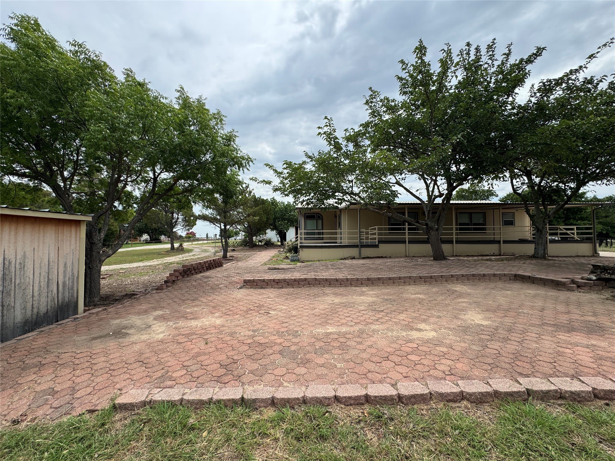 197 Private Road 4652 – photo 5