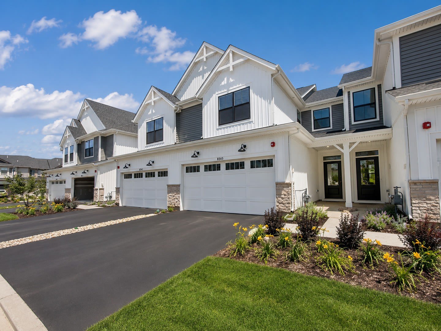 8545 Chadwick Court – photo 1