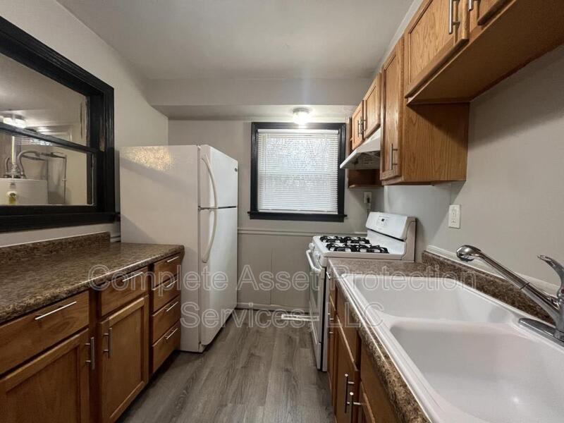 3102 West 40Th Street – photo 2