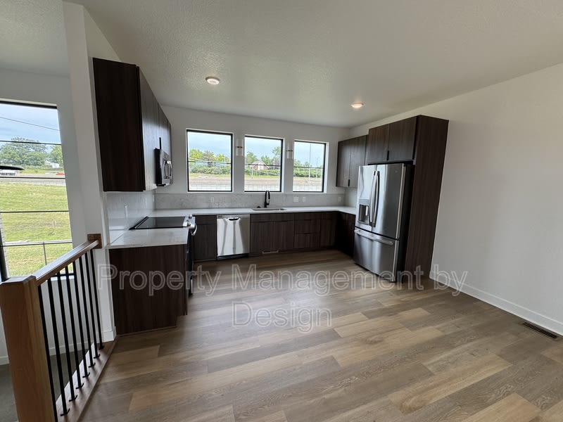 1371 Keosauqua Way – photo 3