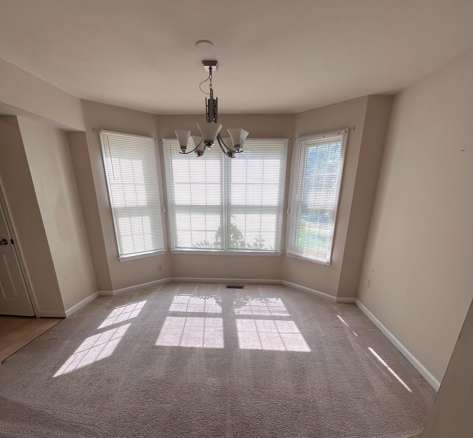 8686 MANAHAN DR – photo 5