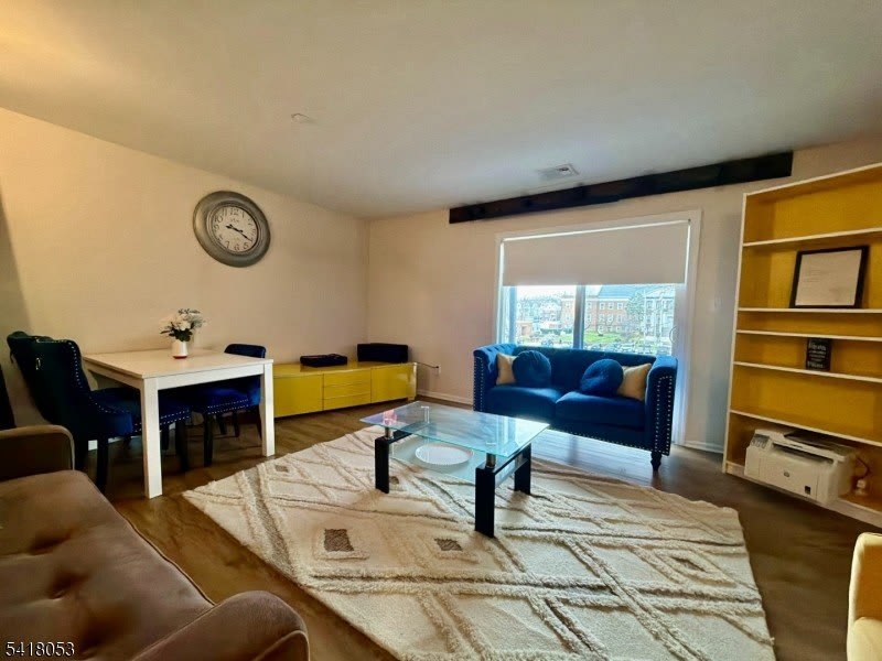 51 Smith St – photo 4