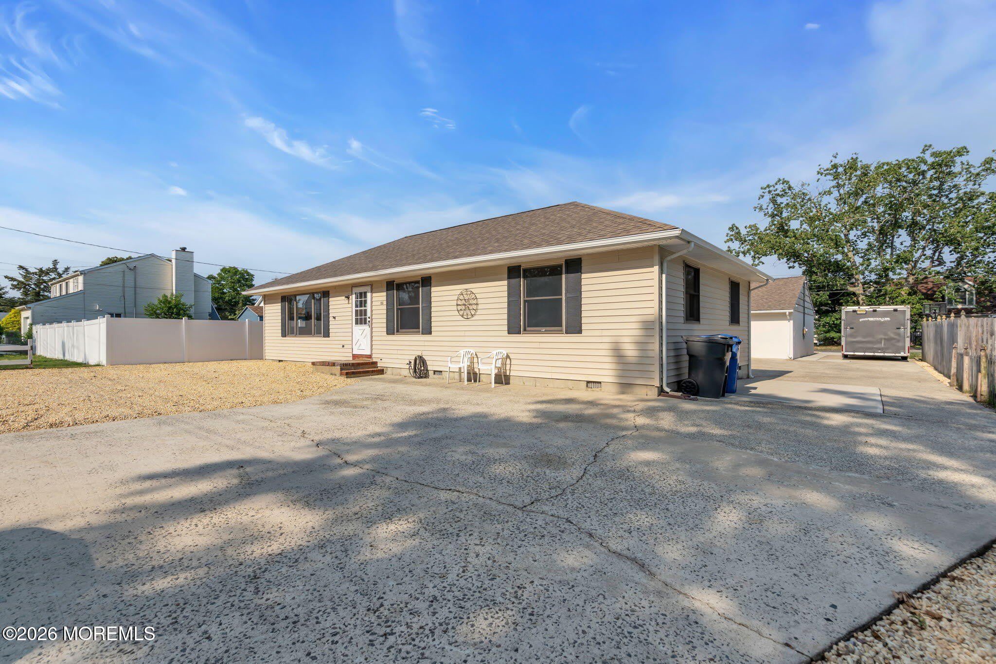 155 Brand Road – photo 3