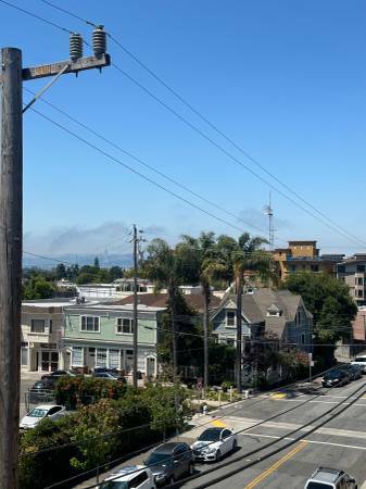 1945 Berkeley Way – photo 3