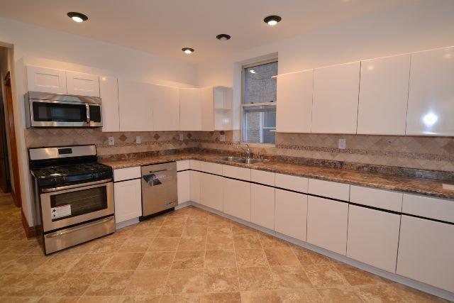 4118 North Ashland Ave. – photo 2