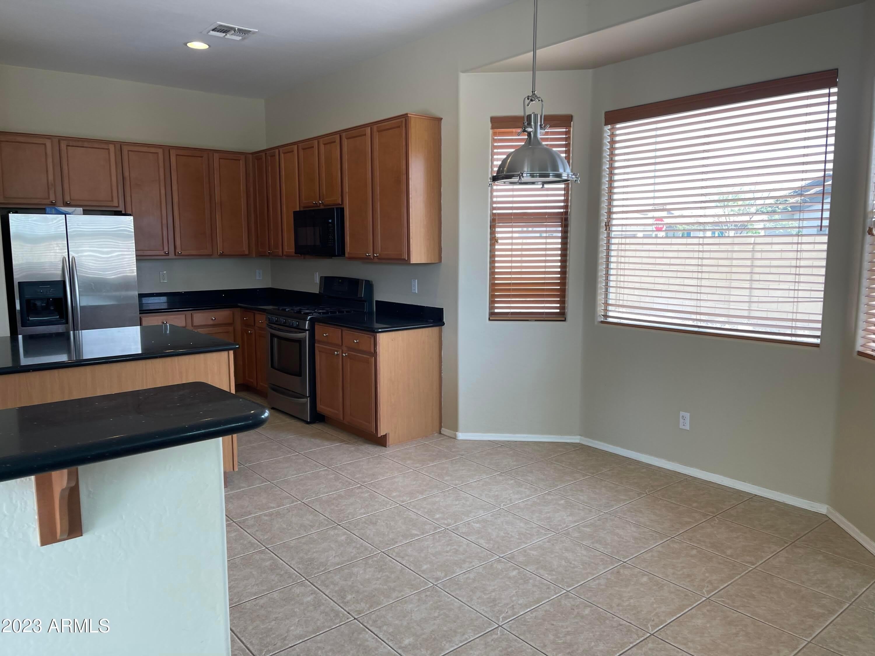 2619 E Hazeltine Way – photo 4