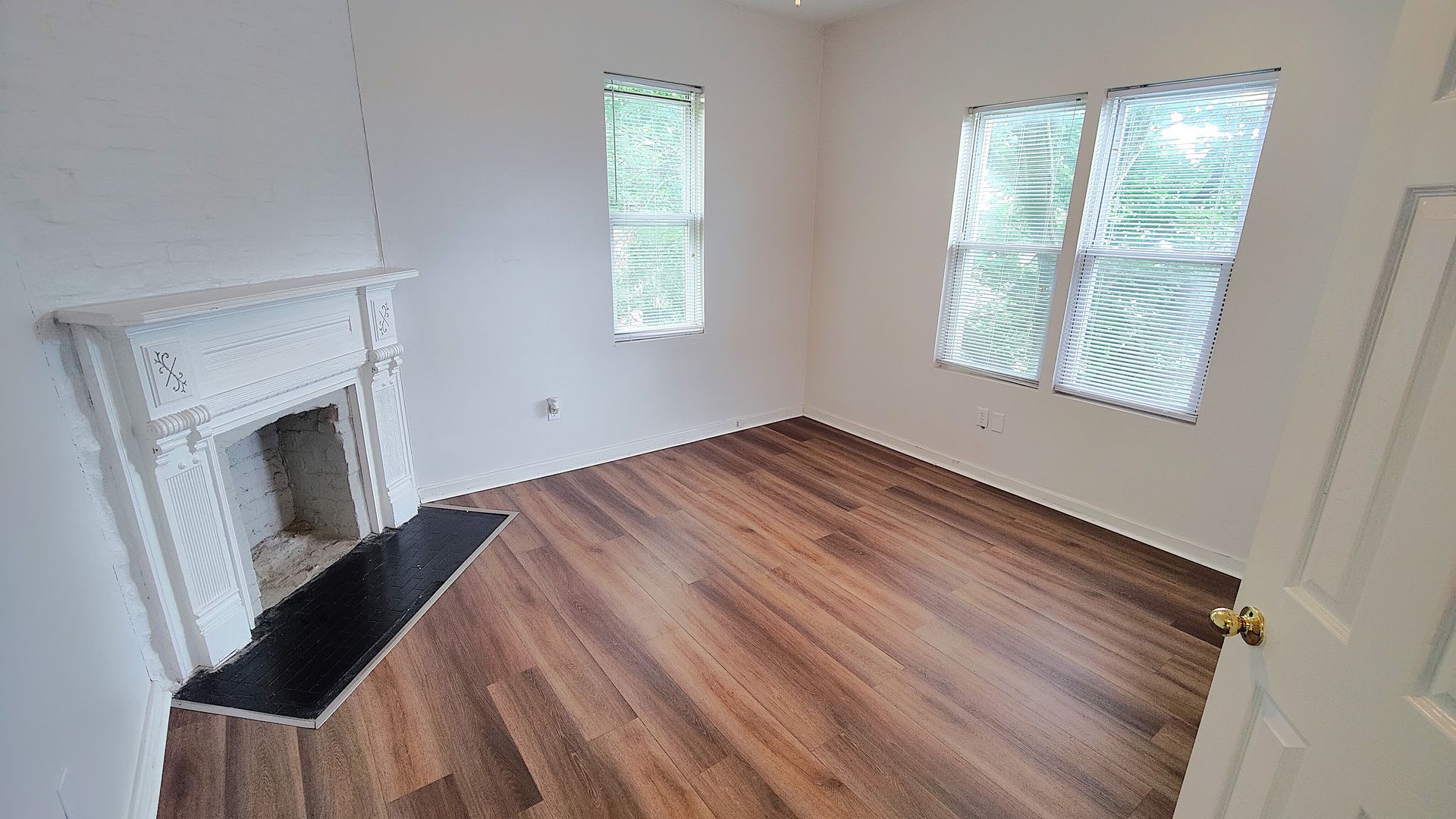 409 Kingsboro Street – photo 3
