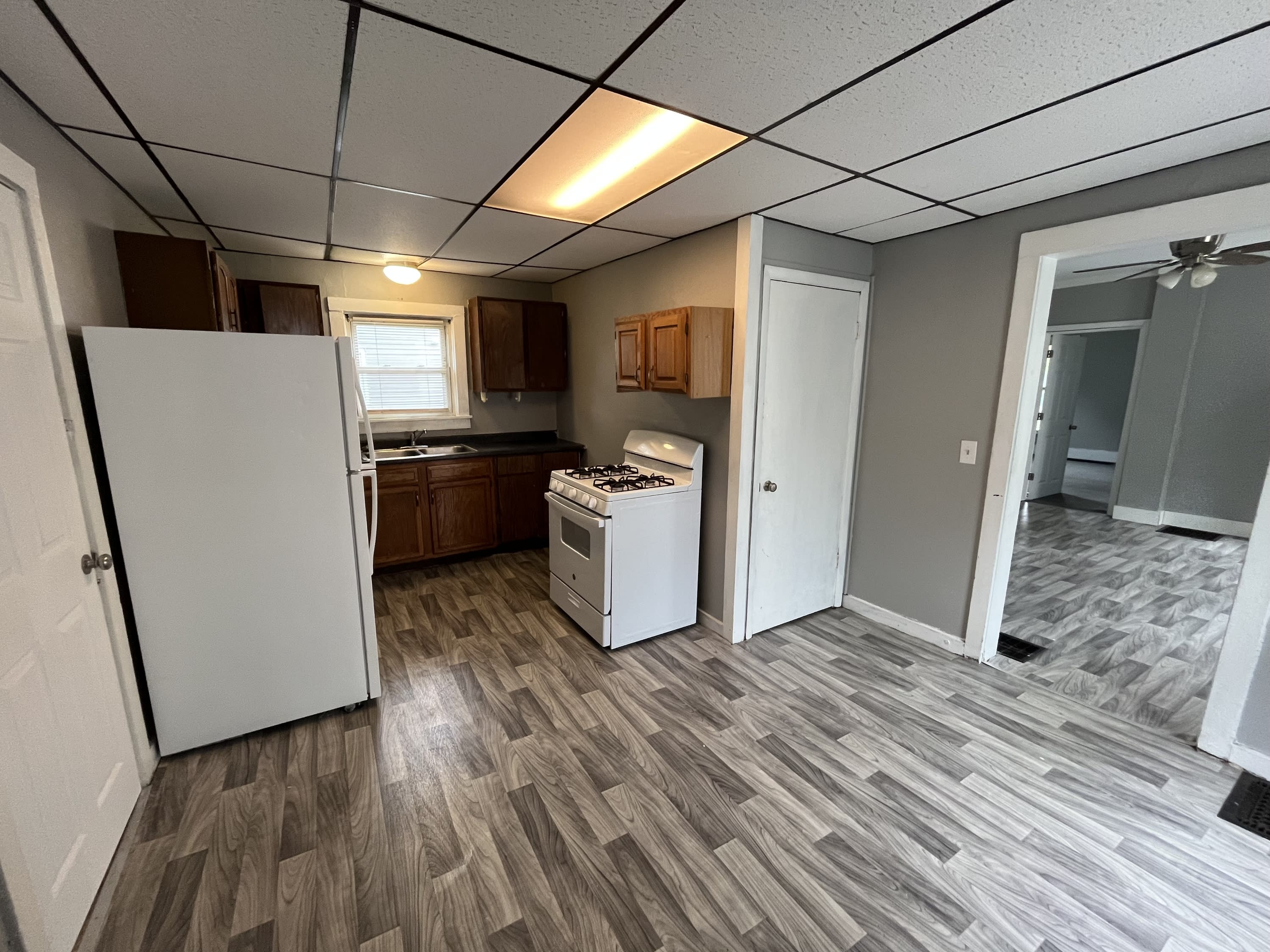 357 West Main Street – photo 2