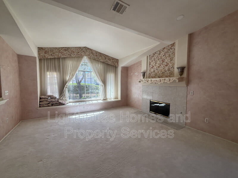 2424 Ocean Front Drive – photo 3