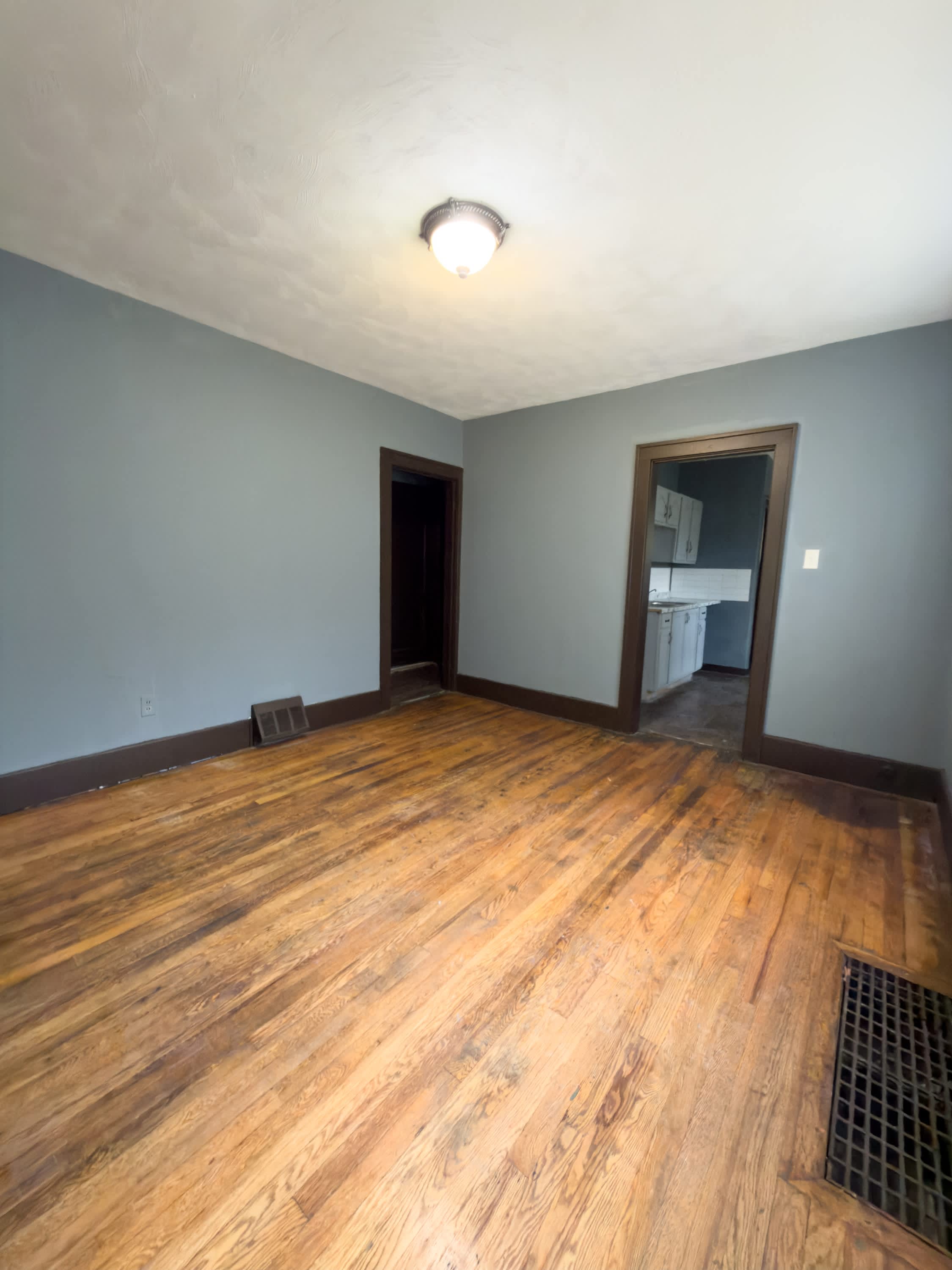 2408 Monterey Street – photo 4