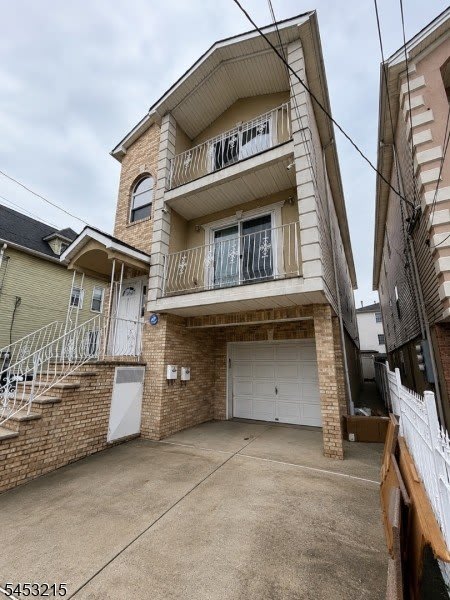 911 Flora St – photo 1
