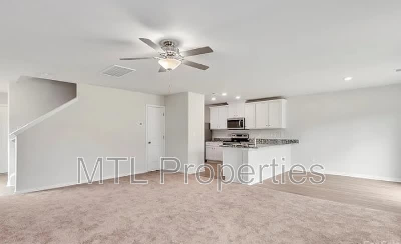 1629 Nia Road – photo 3