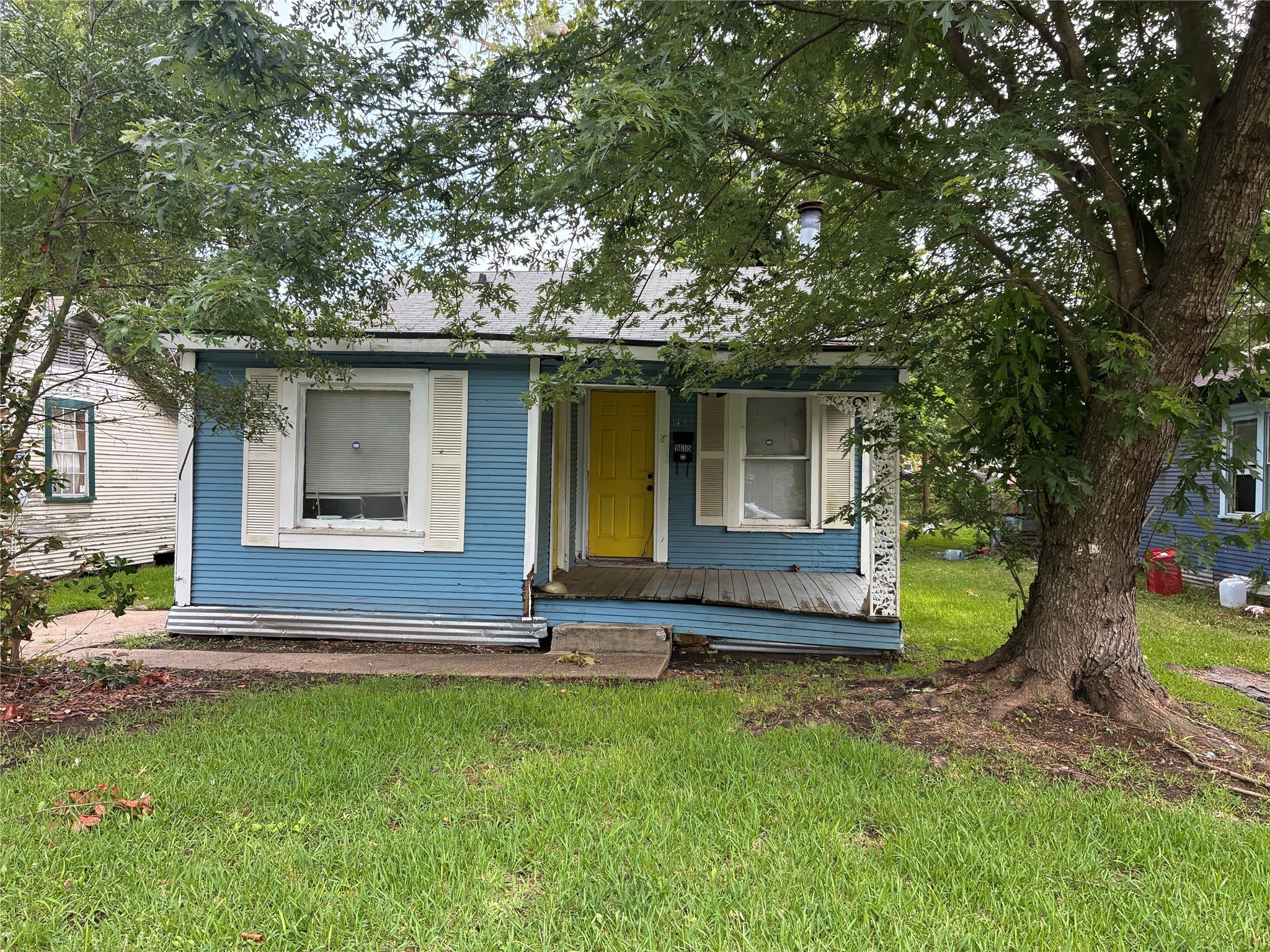 1435 Natalie Street – photo 2