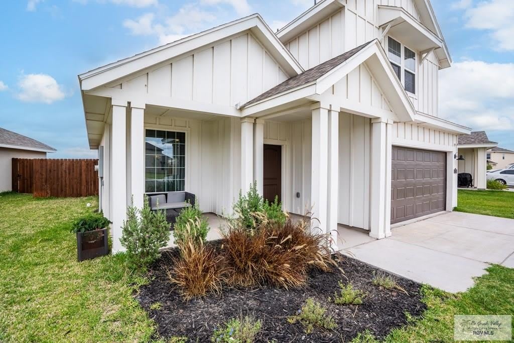 2168 GROVE LN – photo 3