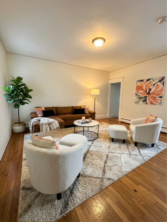 489 East Broadway – photo 1