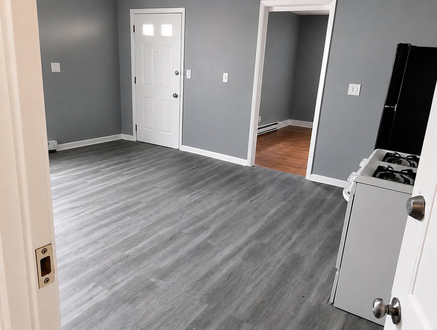 28 Hickory St – photo 3