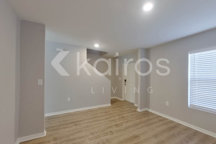 4232 Swensson Street – photo 5