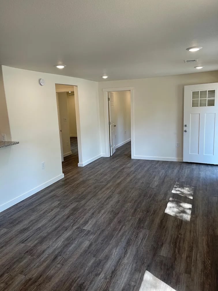 232 W Ash St – photo 3