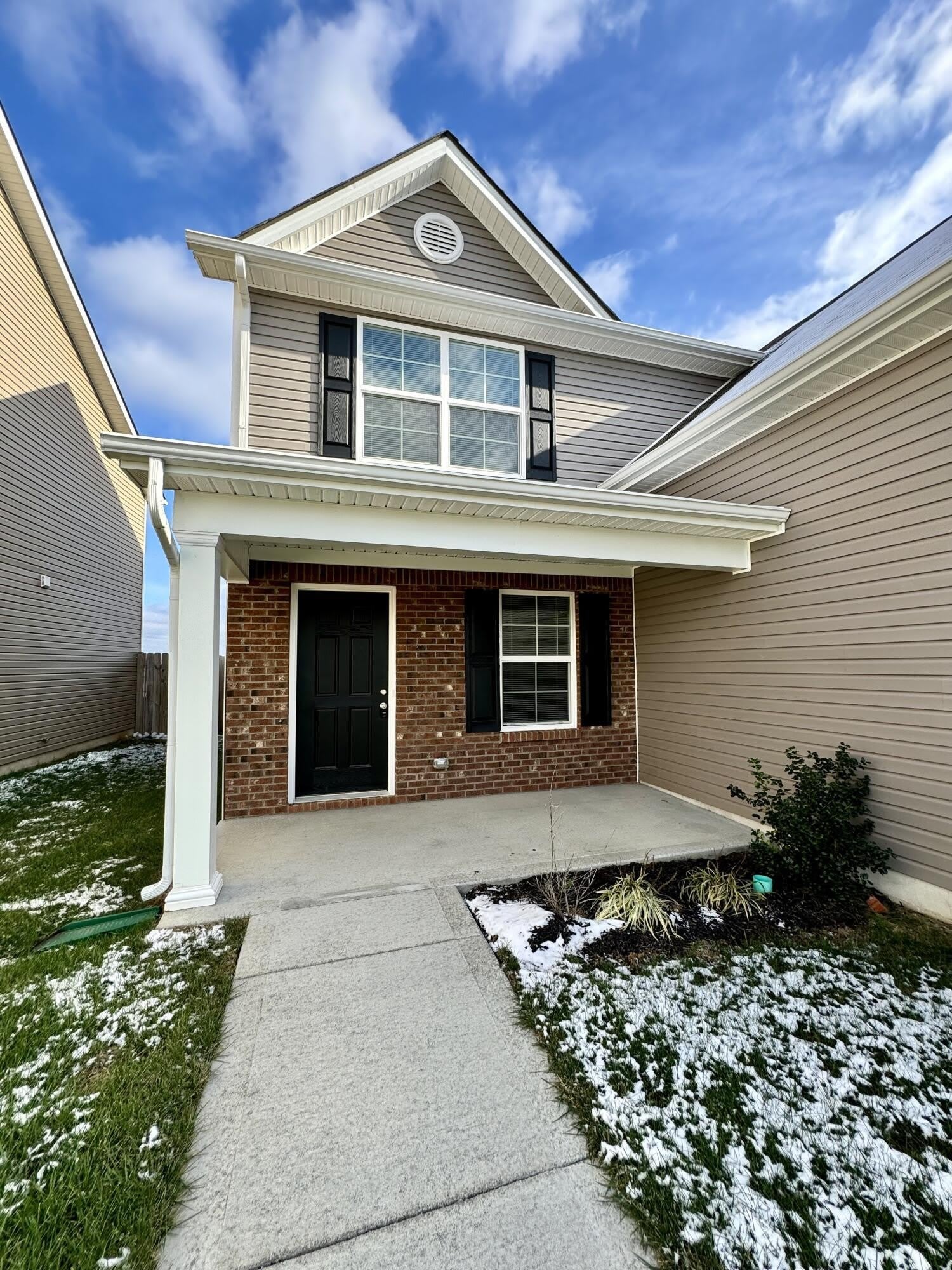 2346 Huntly Place – photo 4