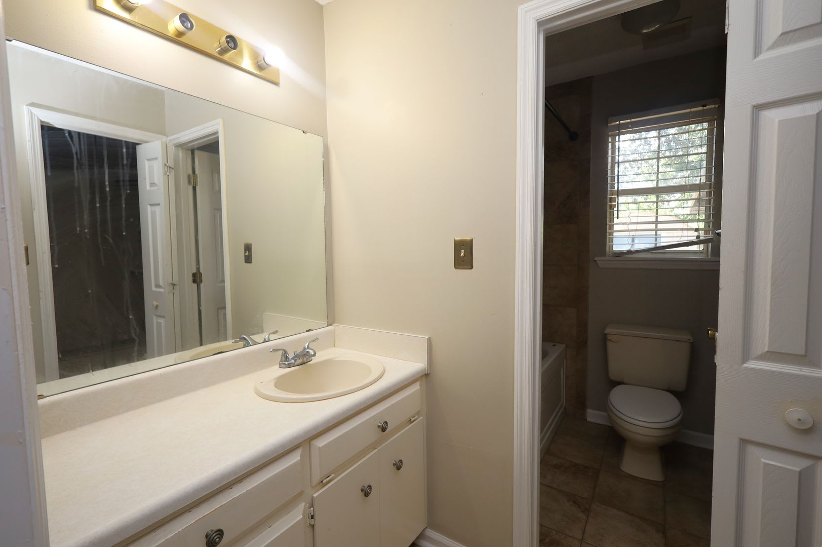 4116 Hamilton Circle – photo 4