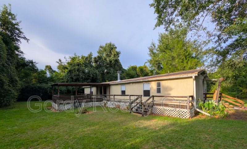 3166 Redbud Lane – photo 2