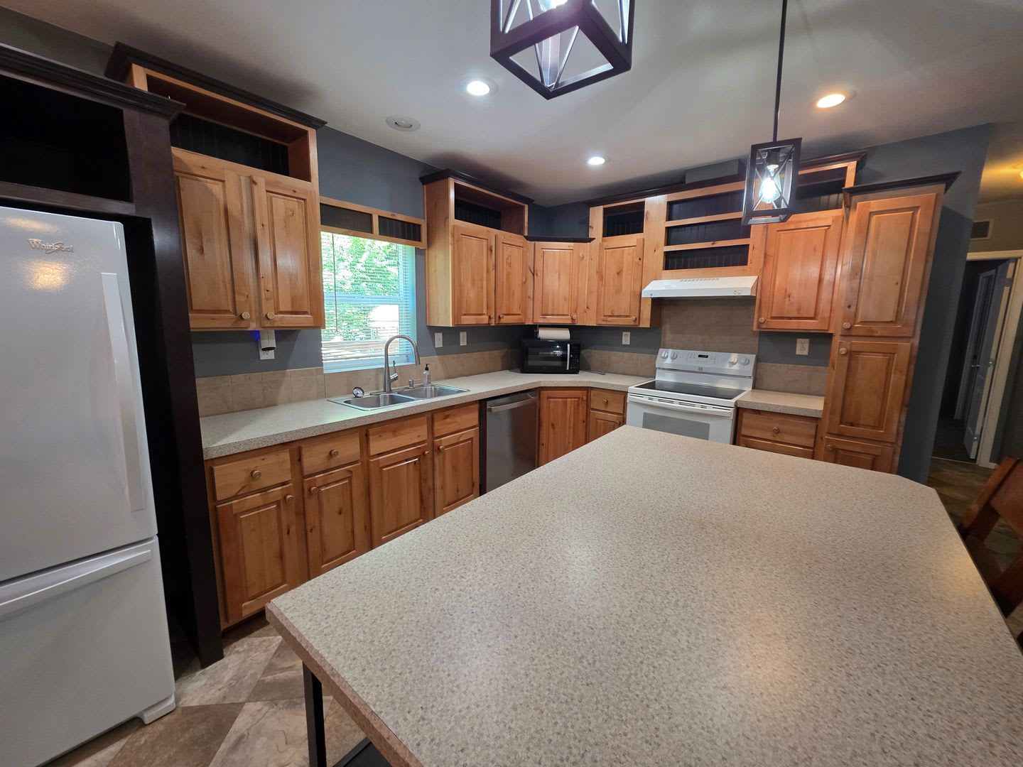 Three Bed Two Bath Home In the country – photo 4