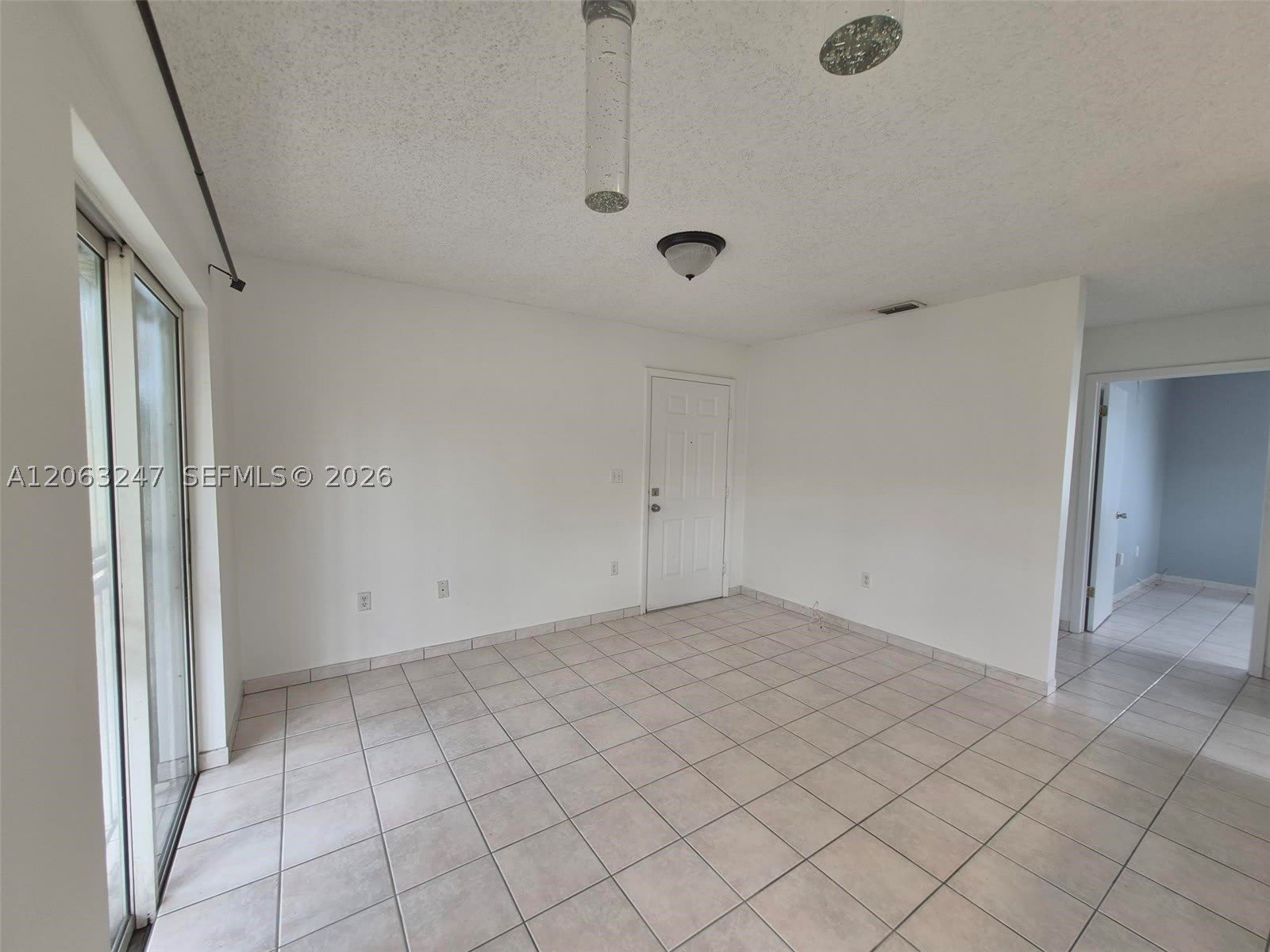 1366 SW 4th St – photo 3