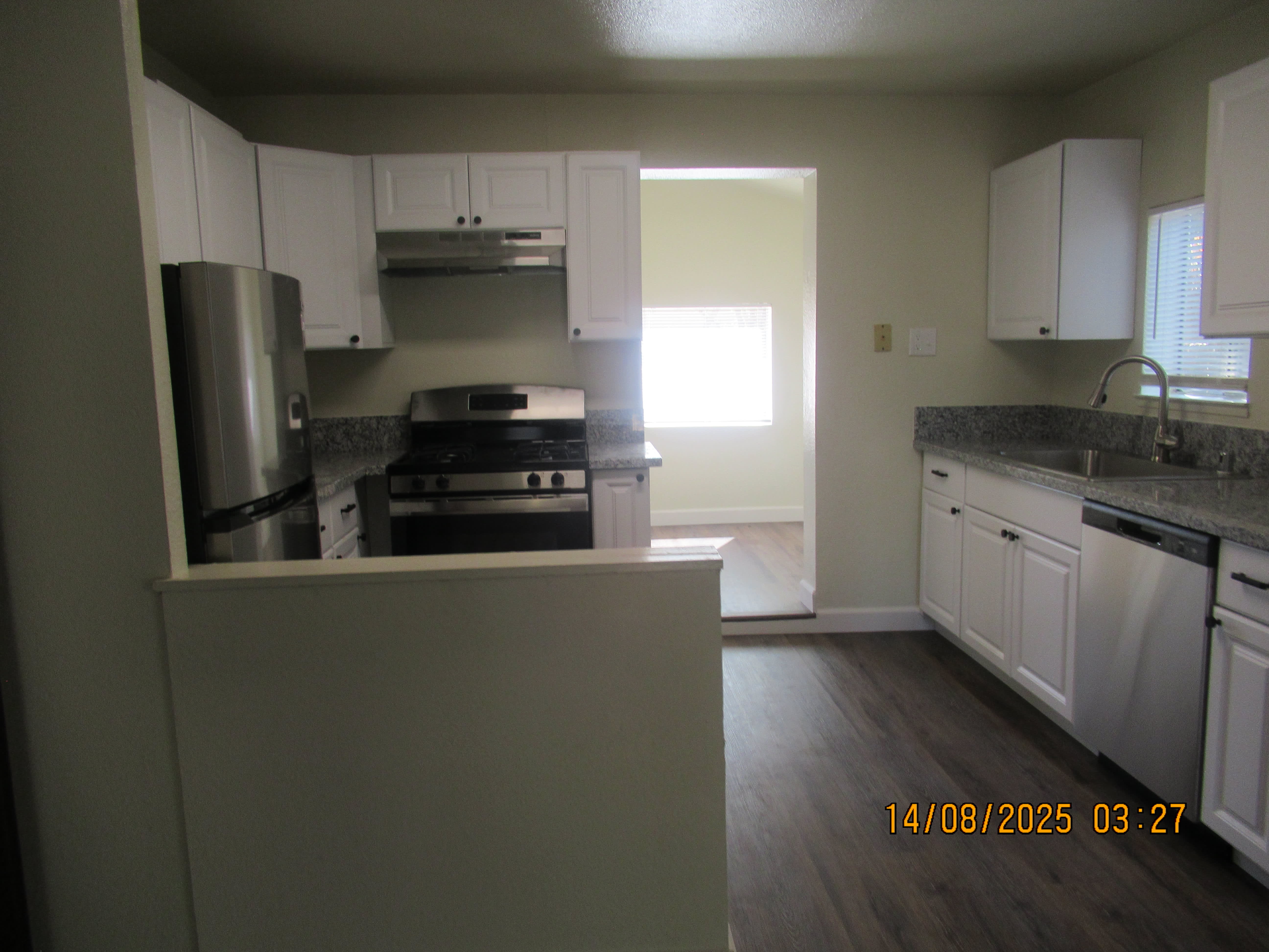 5125 Meyers St – photo 4